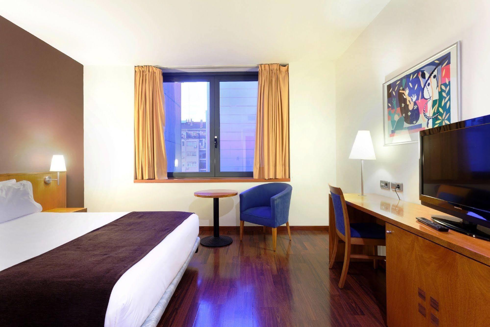 Hotel Viladomat Barselona Dış mekan fotoğraf